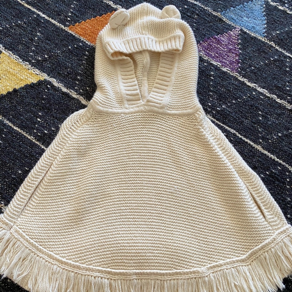 GAP poncho